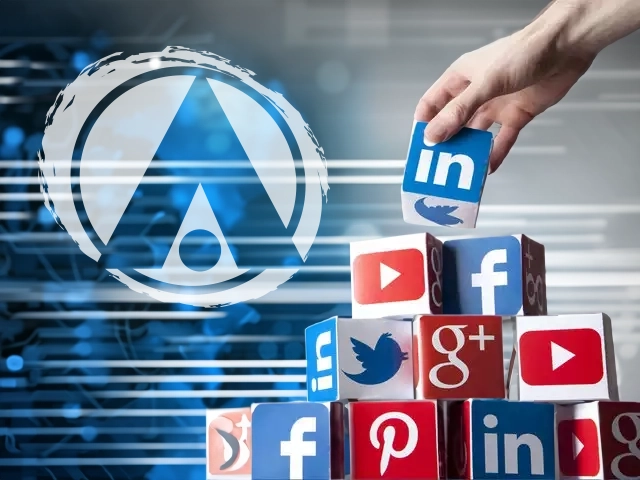 Choosing the Right Social Media Platforms for Your Business: LinkedIn